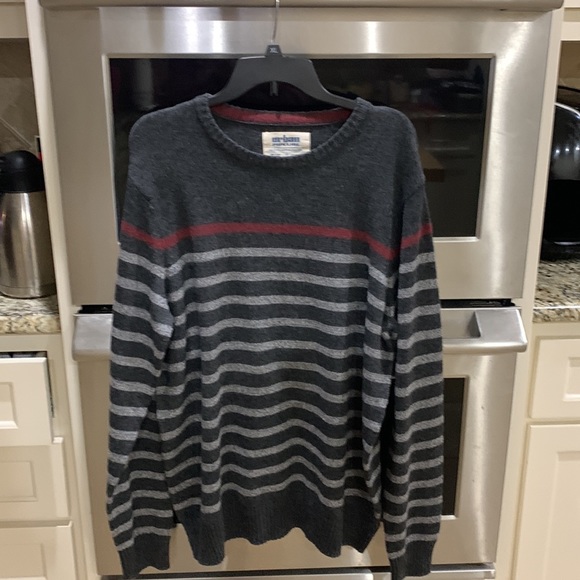 Urban Pipeline size XLARGE fits like 2X poly/wool/nylon/viscose sweater like new - Picture 2 of 15